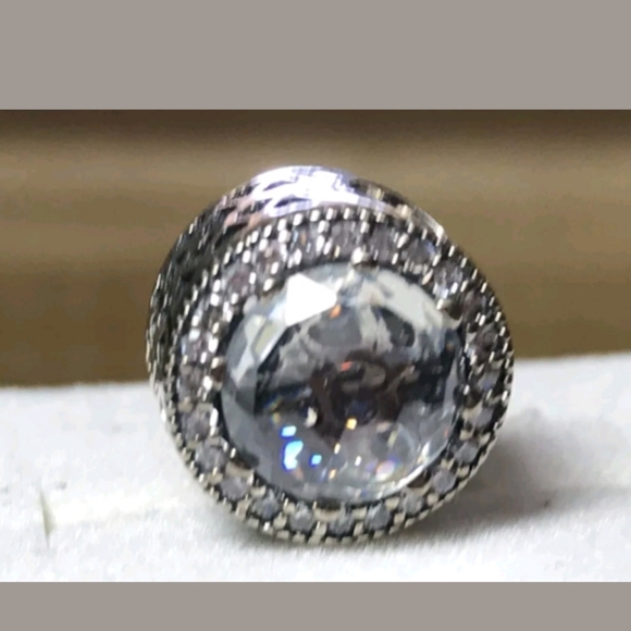 Pandora clear radiant Hearts charm. - Picture 2 of 8